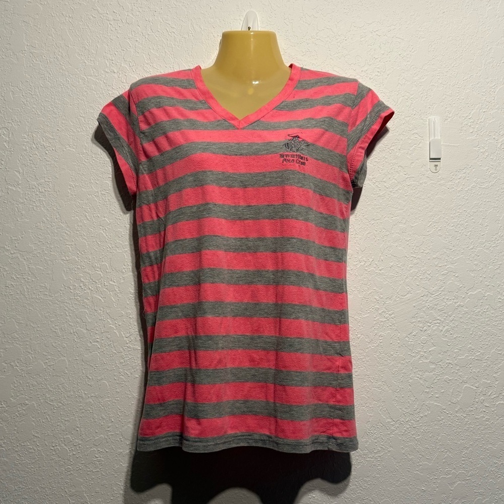 Beverly Hills Polo Club Pink Gray Striped V-Neck Tee Women’s Size L Large Casual